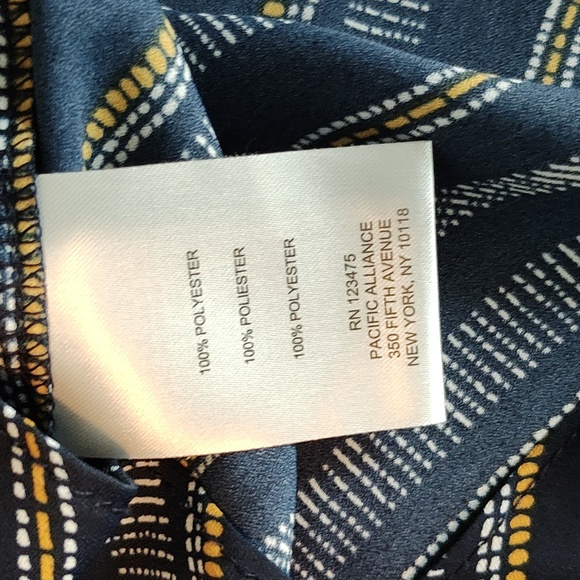 jones New York Blue Striped Blouse Size Small - Picture 8 of 9